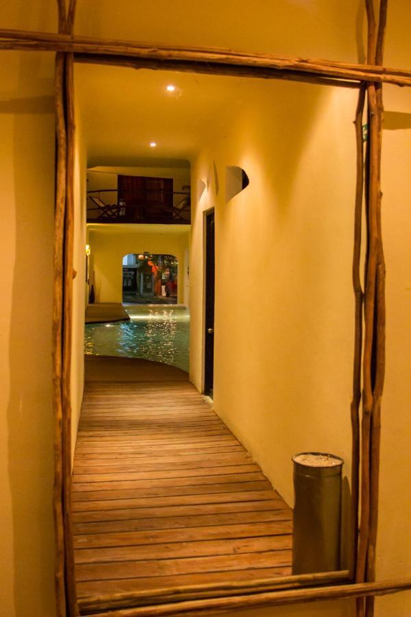 פלאייה דל כרמן Hotel Kinbe - Few Steps From 5Th Avenue And The Beach מראה חיצוני תמונה